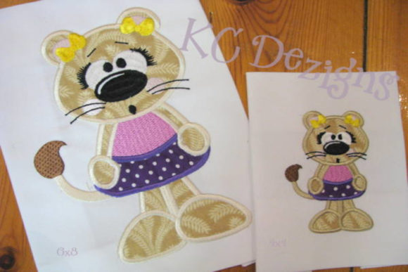 Beach Lion 02: A Charming Applique for Apparel